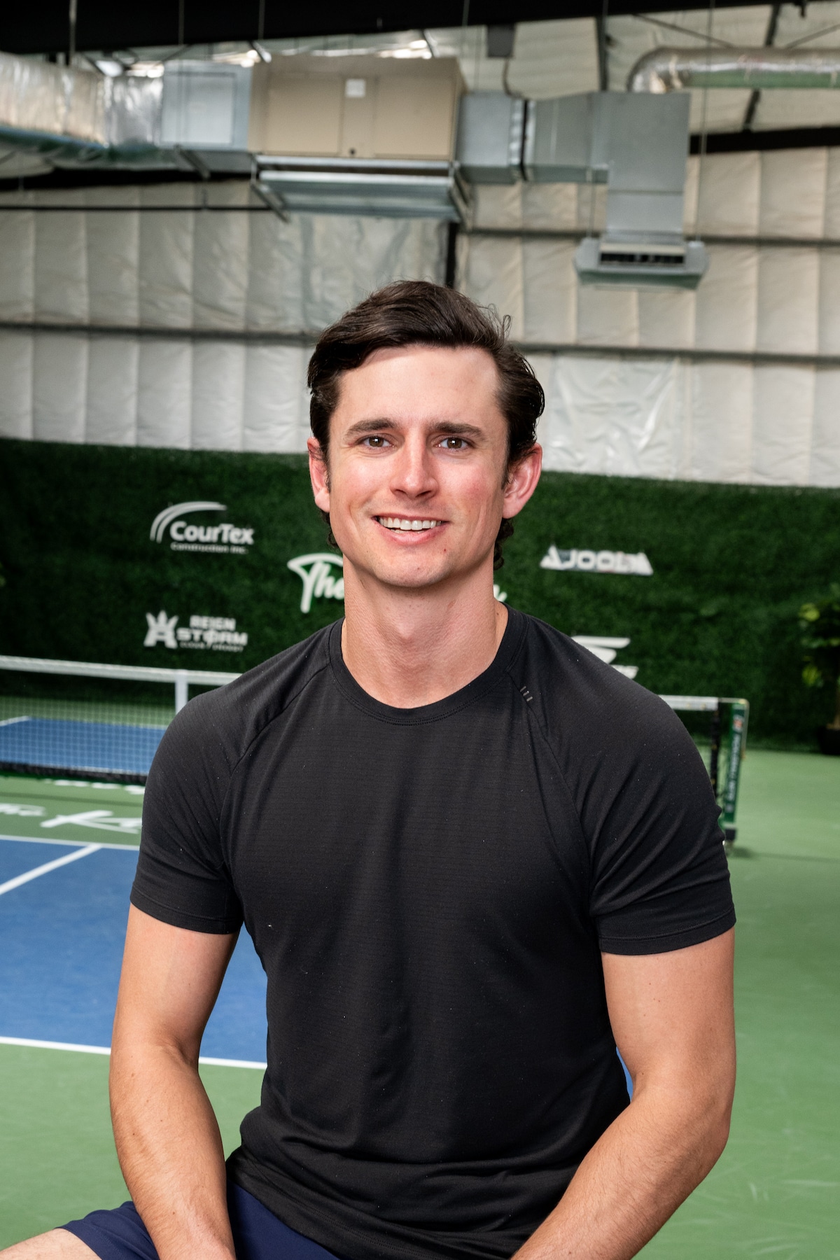 Spiele Pickleball mit einem Profi in „The Kitchen“