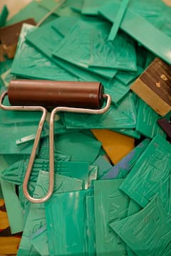 Design and print your own colorful tote bag