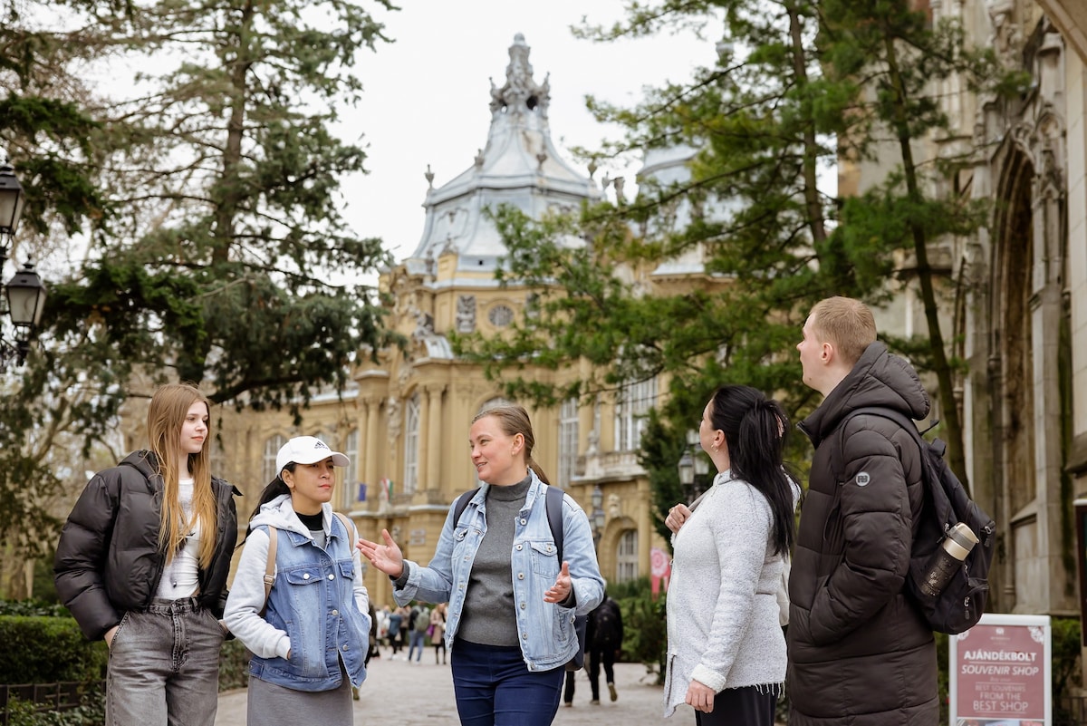 Secrets of the center: avenue, castle, and thermal paradise