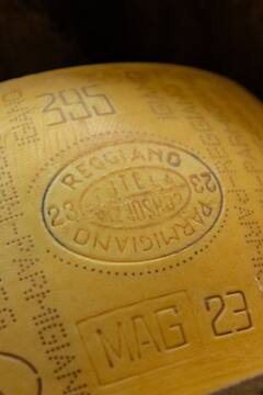 Il segreto del Parmigiano Reggiano e dell'aceto balsamico