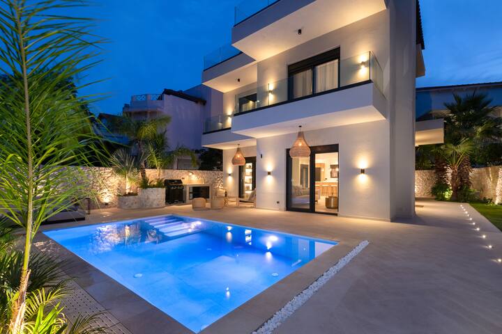 Villa NoVie – Your Luxury Mediterranean Escape gallery image 3