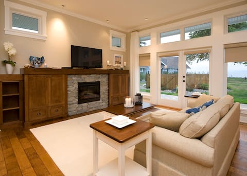 Spacious Ocean View Cottage 41
