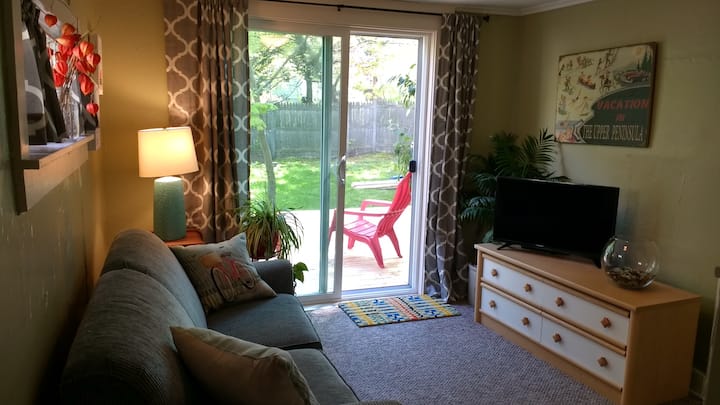 Cottage 1/2 Block To Beach! - Marquette, MI