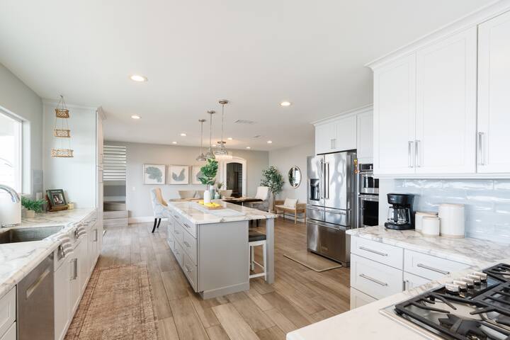 Stunning Bay Views! Luxury Outdoor Living | HotTub gallery image 3