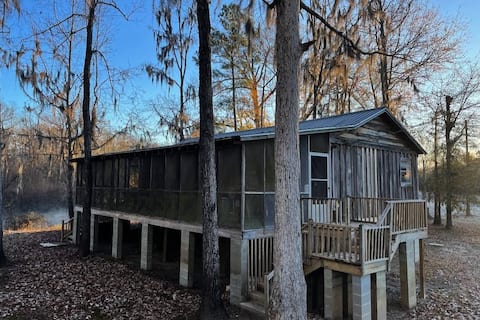 Cypress Cabin on the Ocmulgee