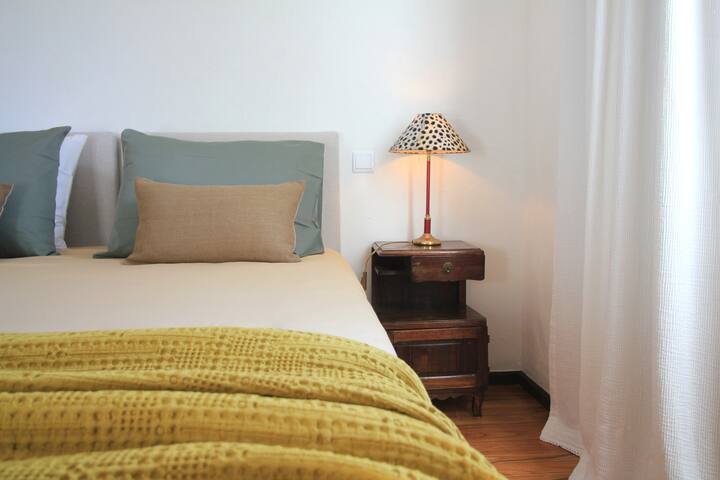 House 1 - Grocery House | Bedroom 1 details