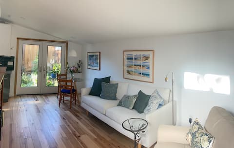 Successful Airbnb property: New Cottage NextDoor to Stanford in San Jose / Sunnyvale / Santa Clara