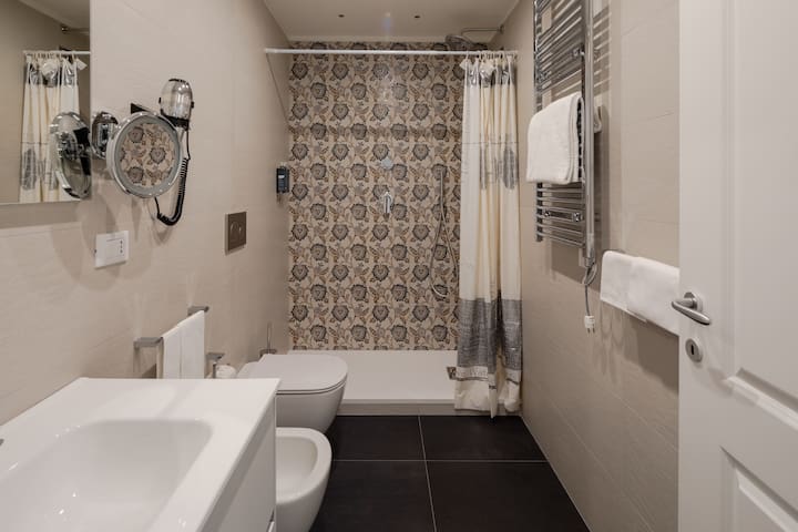 Flamingo Eco Apartament in Monti – Floridó Rome gallery image 5