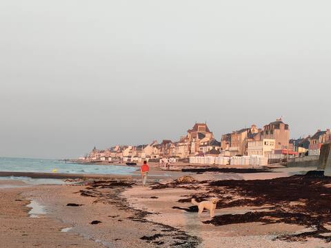 House 12 to 18 people - 1 min walk to the sea