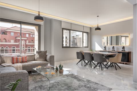 Artistic 2 Bedroom Home in Saifi - 24/7 Power