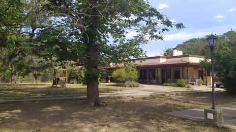 Casa quinta con pileta Mercedes