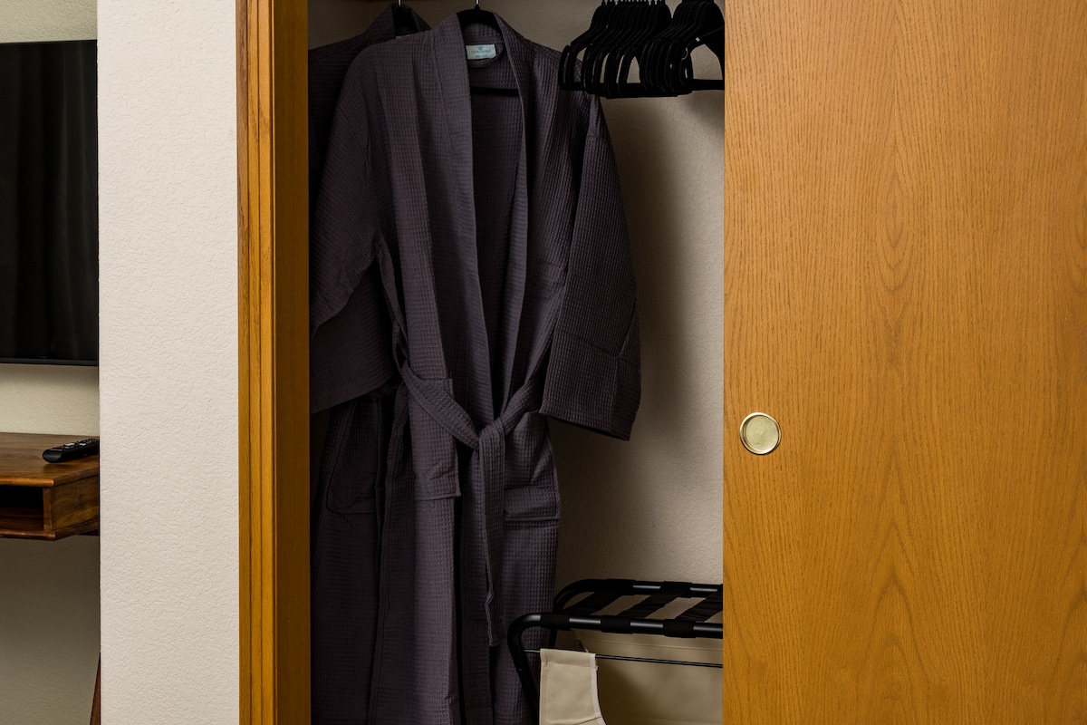 弹簧卧室、橱柜