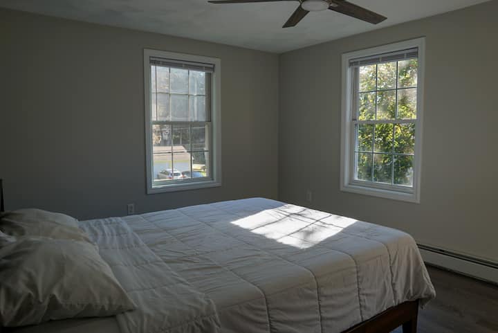 Spavaća soba br. 1 - bračni krevet (širine 180