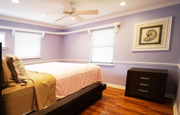 Sovrum 2: Dubbelsäng.