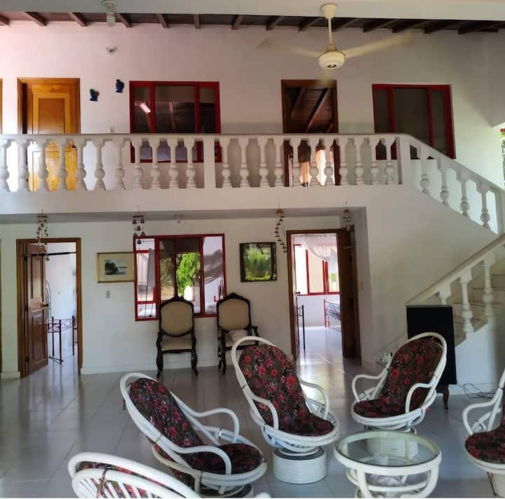 Finca De Descanso - Guamo