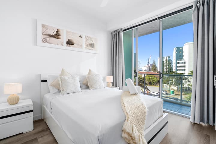 Spálňa 1 - 1 veľká manželská posteľ + 1 х Trundle