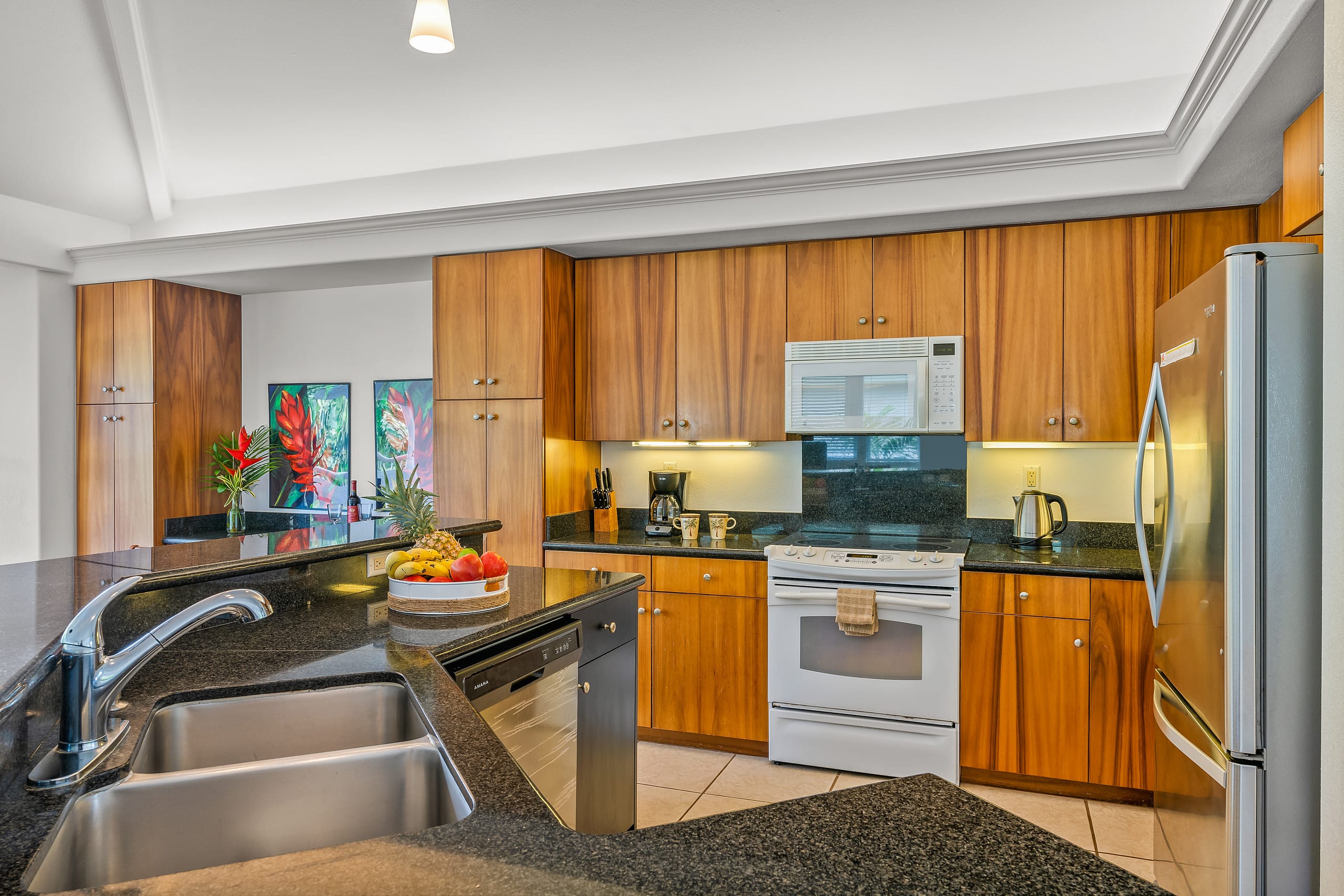 Villa in Princeville · ★4.5 · 3 bedrooms · 3 beds · 3 shared baths - Image 3