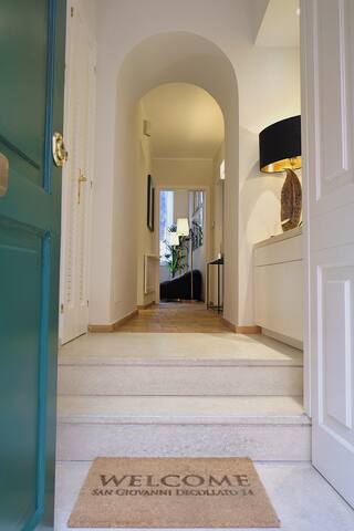 Trastevere Colosseo Luxury House gallery image 5