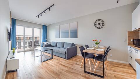 Sagaris, Apartament 8/41 z basenem w obiekcie