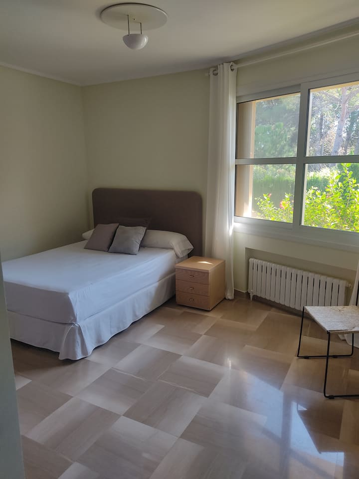 Dhomë gjumi 1