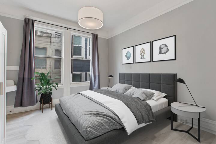 Pano Vu 5BD3.5 BA Nob Hill gallery image 2