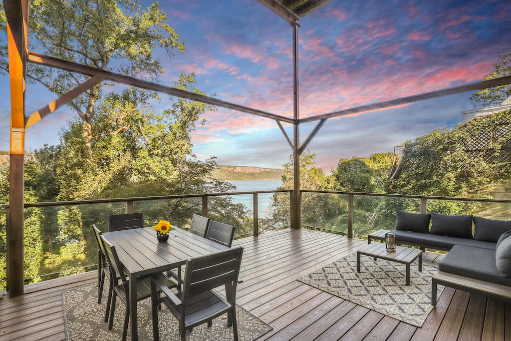 Elegant Riverfront Getaway with Beautiful Views