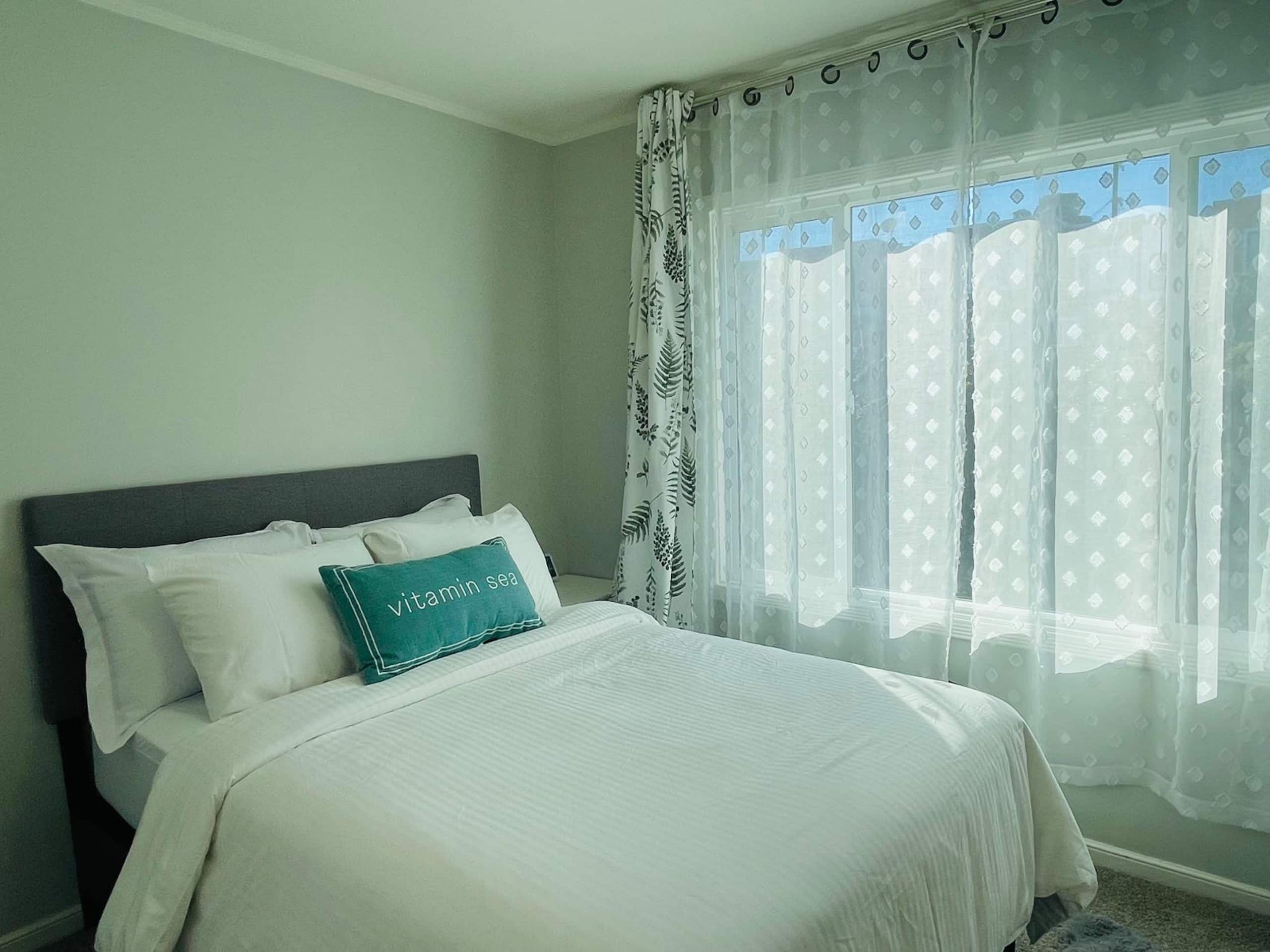 Home in San Francisco · ★4.79 · 3 bedrooms · 4 beds · 2 baths - Image 9