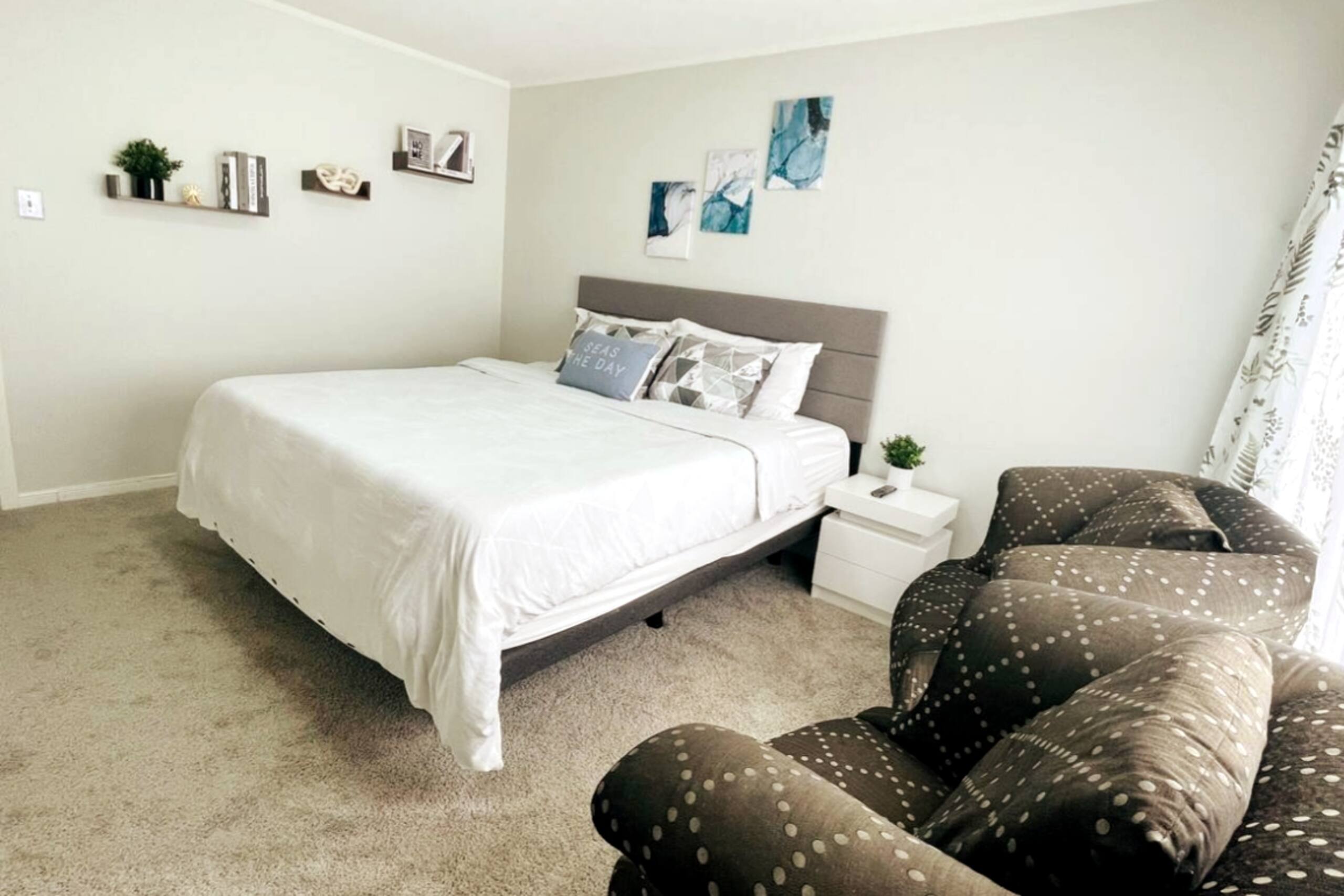 Home in San Francisco · ★4.79 · 3 bedrooms · 4 beds · 2 baths - Image 5