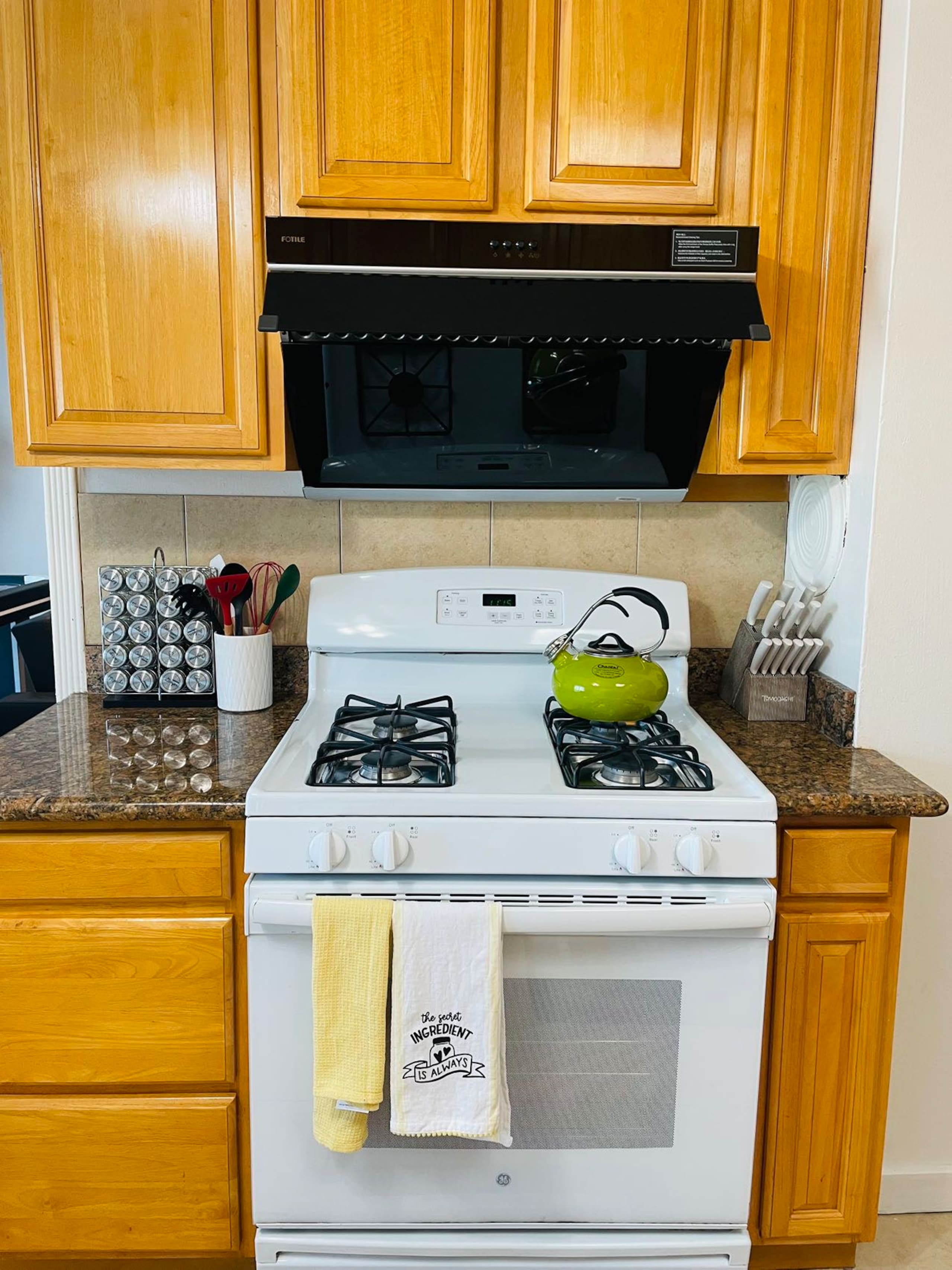 Home in San Francisco · ★4.79 · 3 bedrooms · 4 beds · 2 baths - Image 12