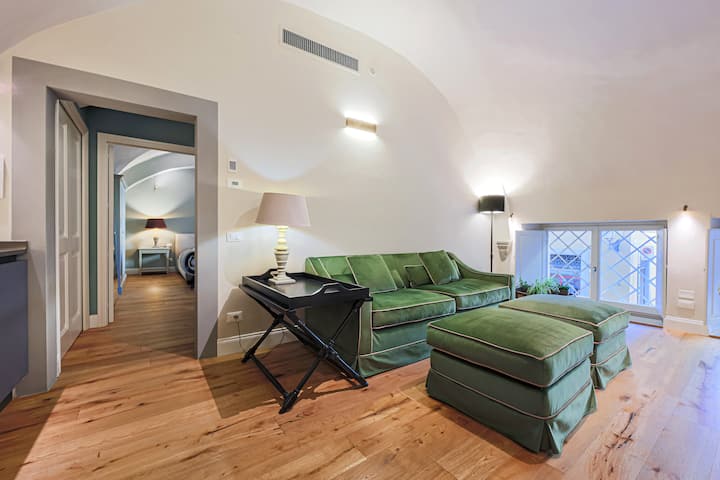 Sala de estar/cocina pequeña - Dormitorio en el primer piso