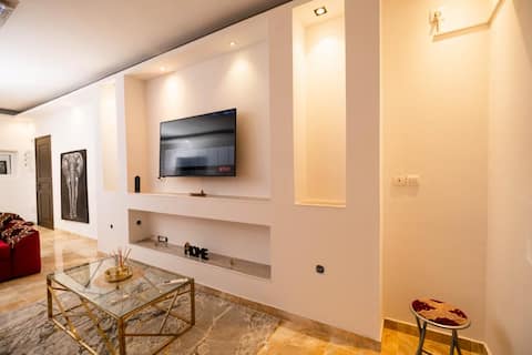 Furnished 2-bedroom apartment