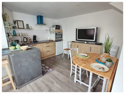 house near the Green Way