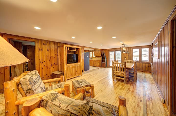 Lakefront Cabin - Lake Wallenpaupack, PA