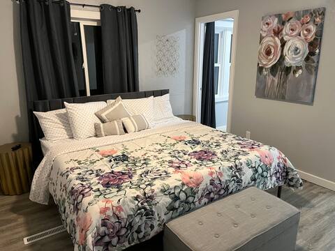 Stylish City Apartment Unit A