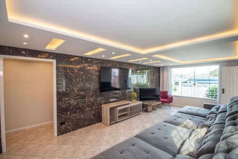 Ground floor house with barbecue