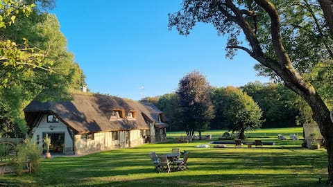 La Chaumière du Pays d'Ouche, Normandy