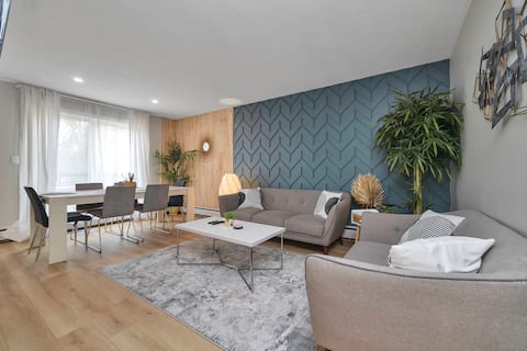 Top performing Airbnb: Stylish Modern 3 Bedroom Near U of A in Edmonton
