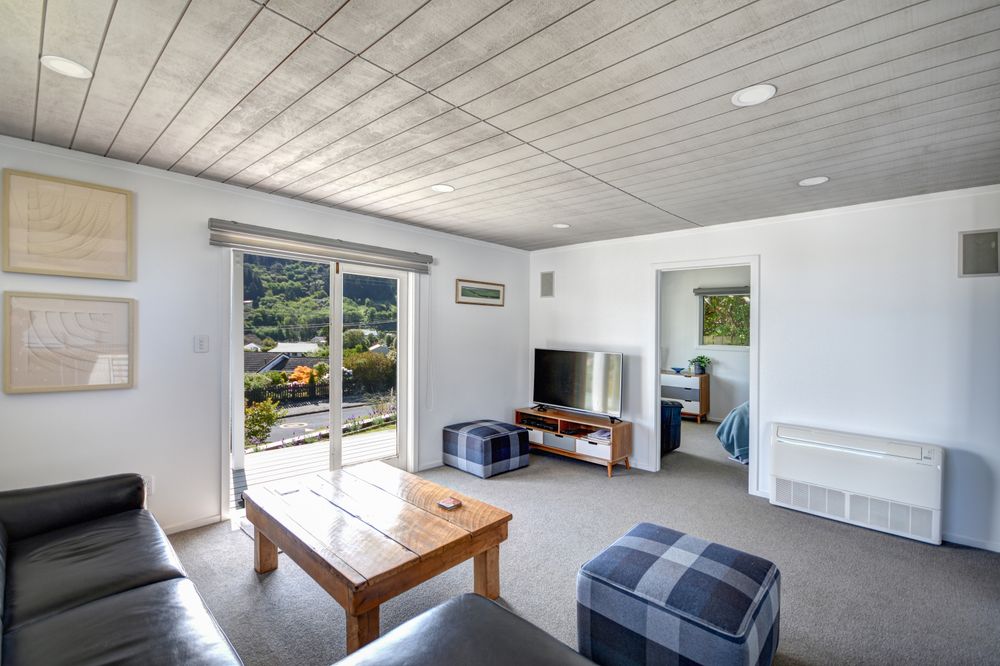 Popular Airbnb listing: Port Cottage in Dunedin City