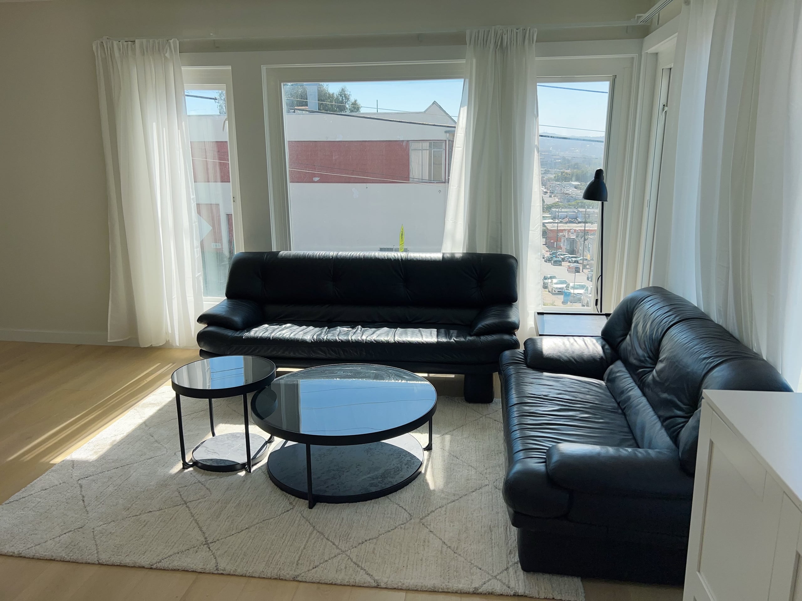 Home in San Francisco · ★4.96 · 3 bedrooms · 4 beds · 2 baths - Image 2