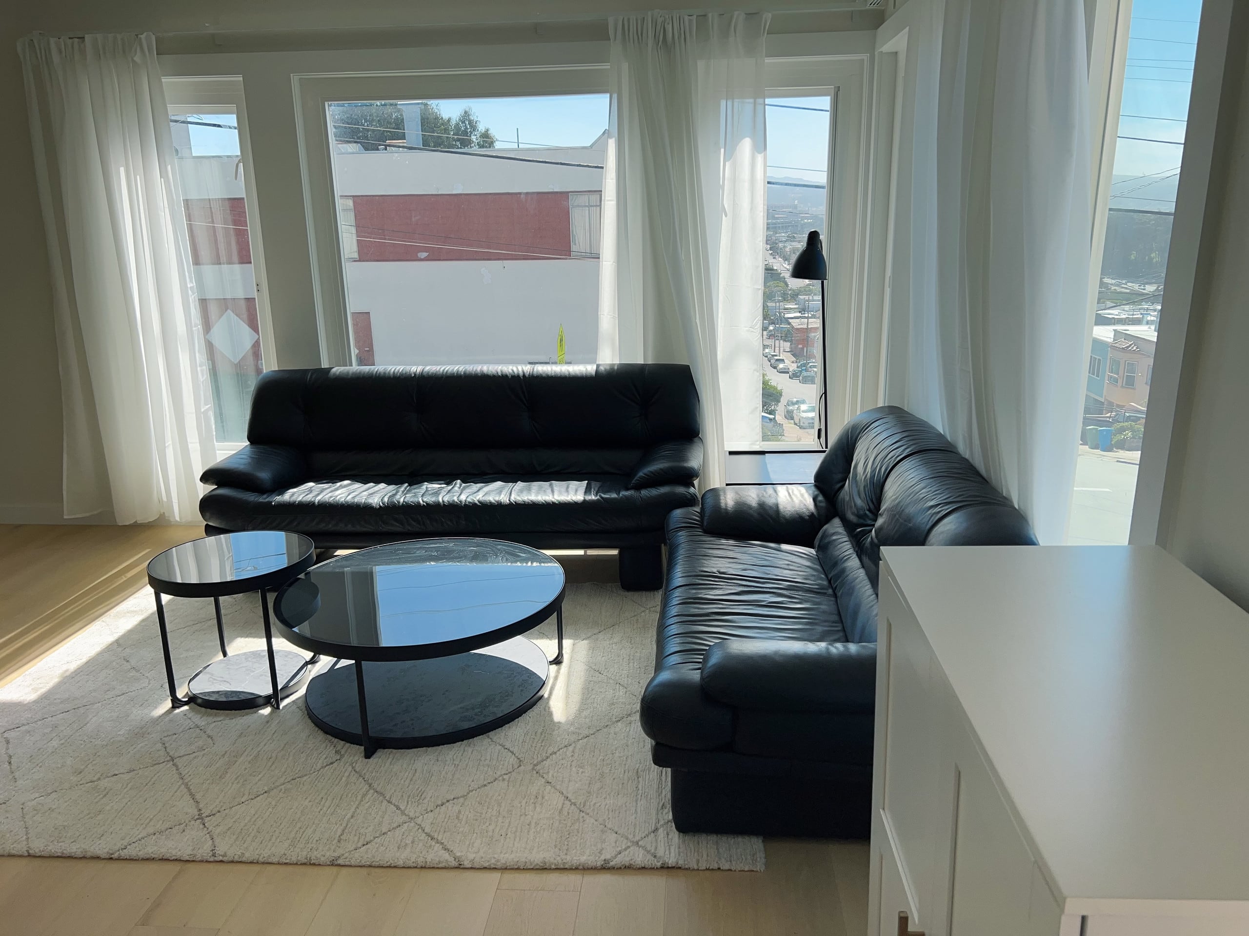 Home in San Francisco · ★4.96 · 3 bedrooms · 4 beds · 2 baths - Image 3