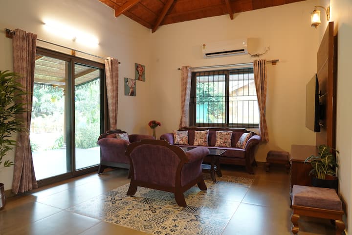 "Hidden Haven" Farm House With Private Pool - Hyderabad