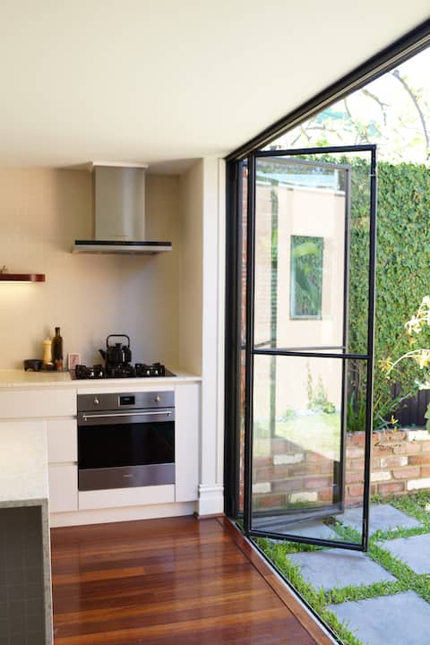 Successful Airbnb property: Heritage Terrace in Fremantle in Fremantle