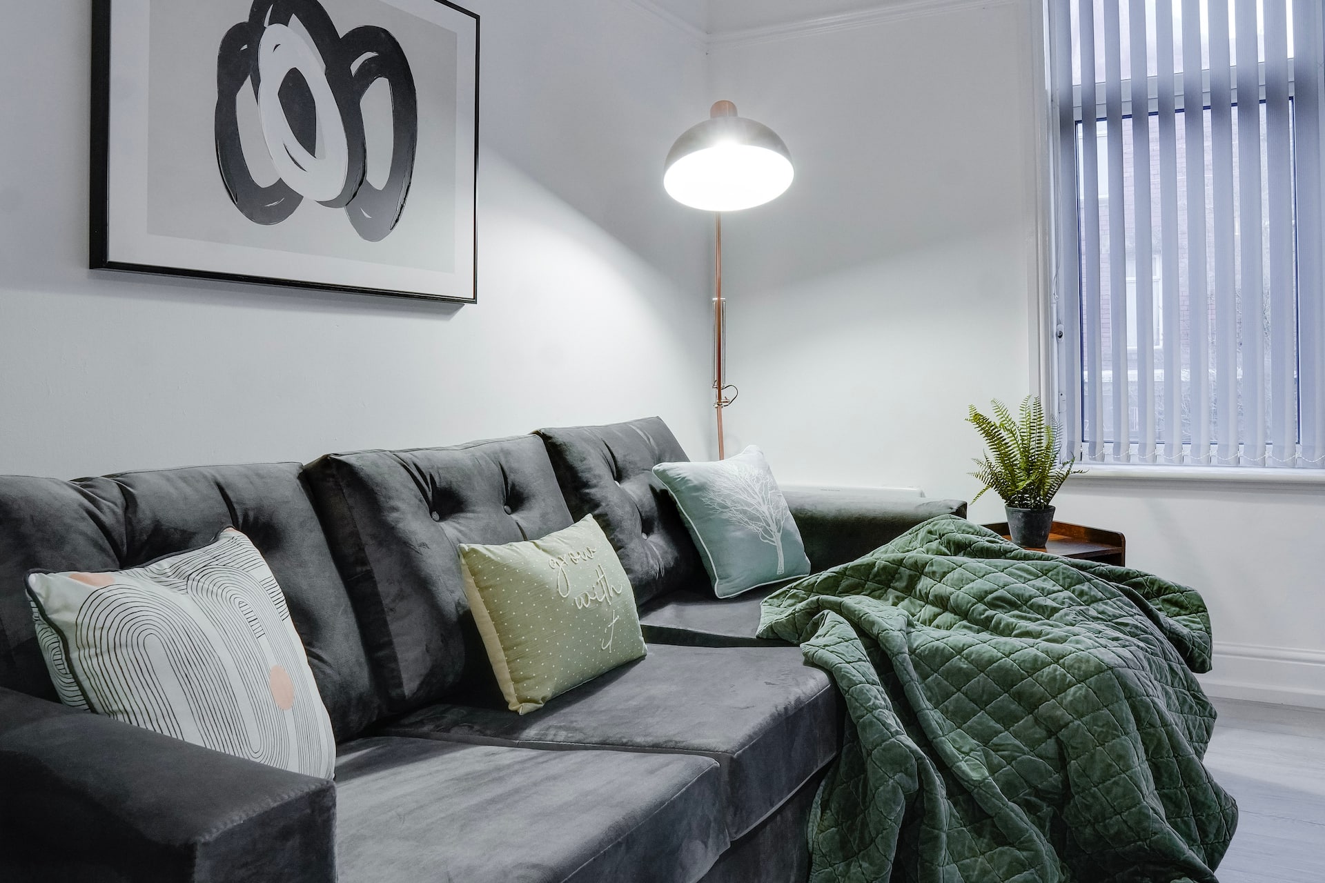 Stylish 2 bedroom flat - 15 minutes to Liverpool City Centre