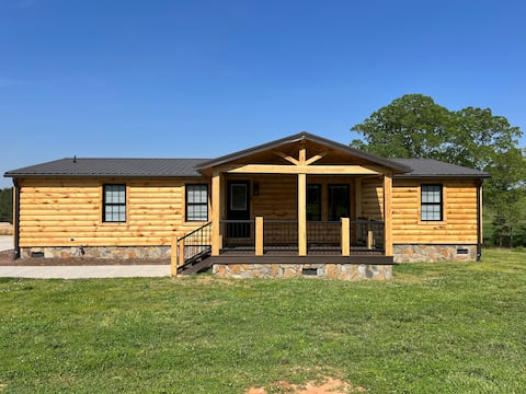 Venue at Turkey Ridge Main Cabin