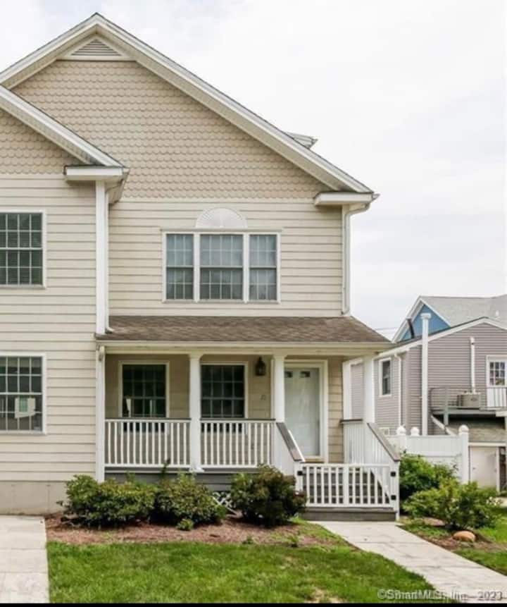 Cozy Milford Beach House Houses for Rent in Milford, Connecticut