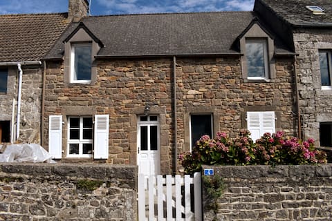 House with garden in the heart of Flamanville