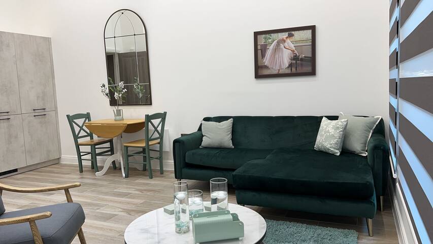 Chapel Walks gallery image 3