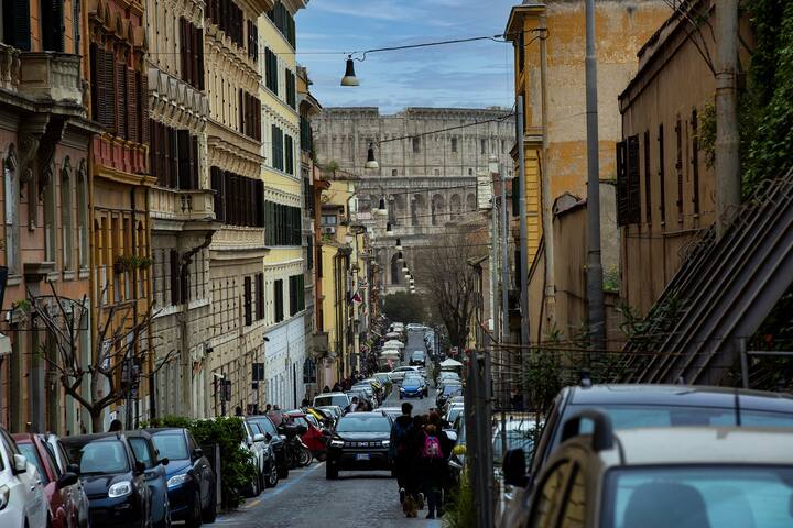 Colosseum Maison – 3 Bedrooms with 3 private Bath gallery image 3