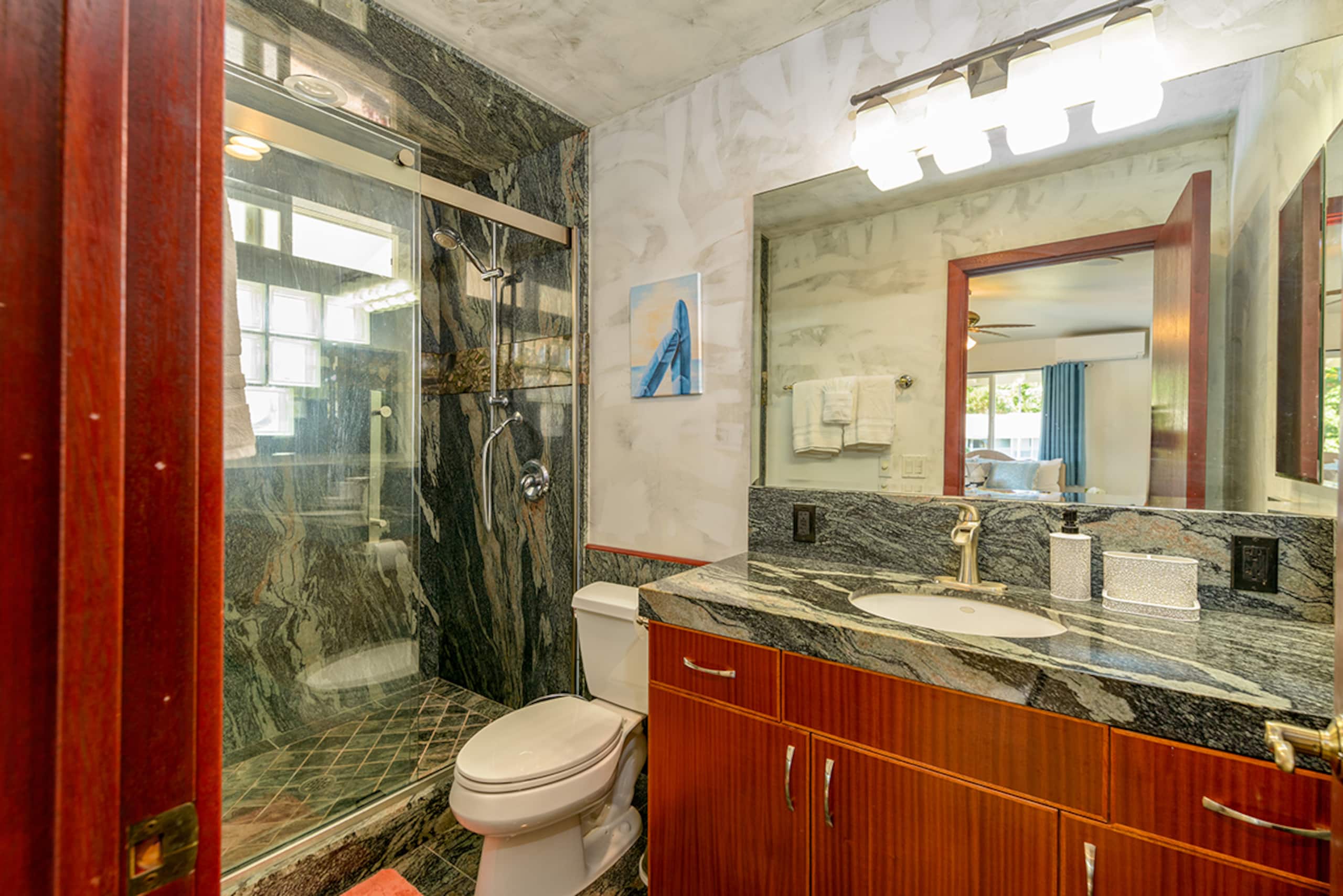 Home in Kailua-Kona · ★4.93 · 4 bedrooms · 5 beds · 4.5 private baths - Image 18