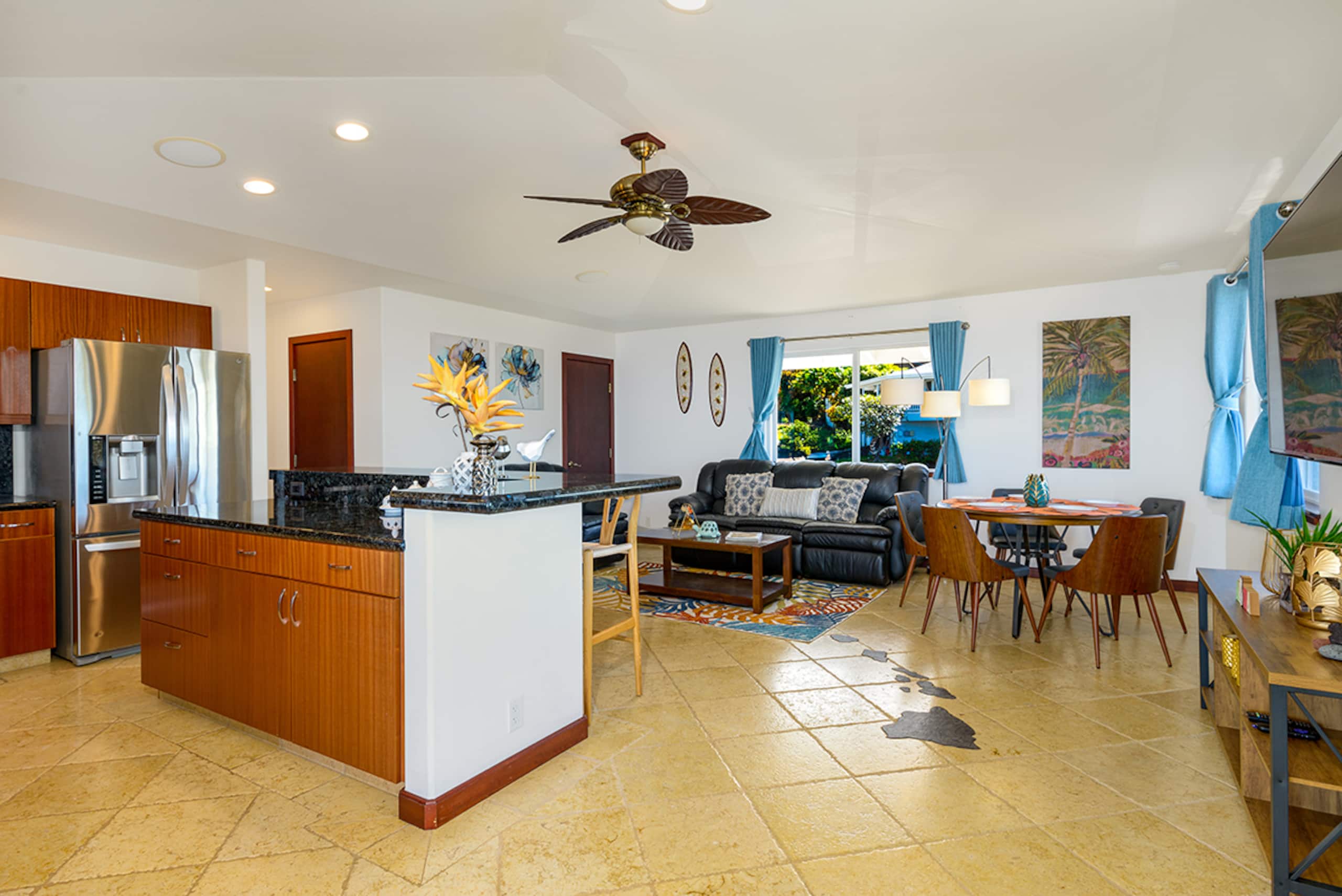 Home in Kailua-Kona · ★4.93 · 4 bedrooms · 5 beds · 4.5 private baths - Image 7